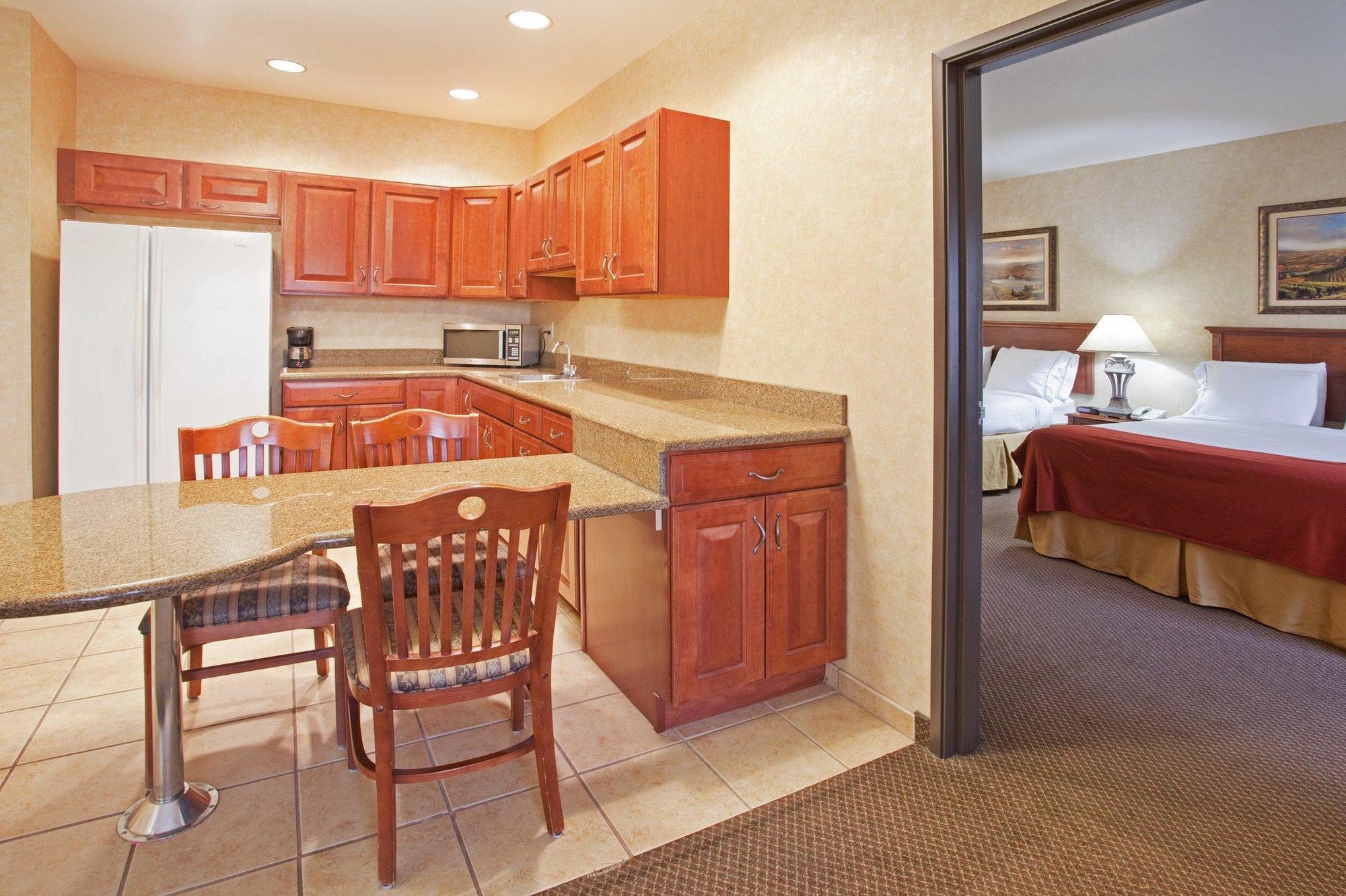 Holiday Inn Express Hotel & Suites Barstow By Ihg Eksteriør billede